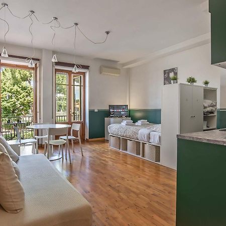 Lusa Suite With Free Private Parking Florens Exteriör bild